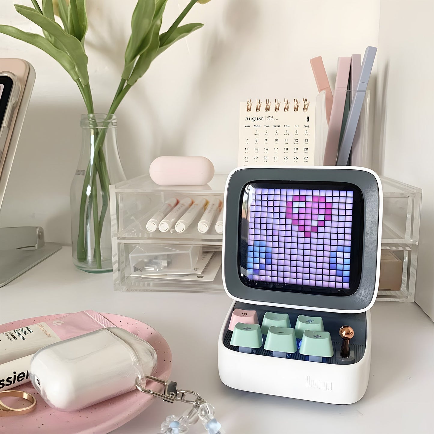 Ditoo-Pro Retro Pixel Art Bluetooth Speaker