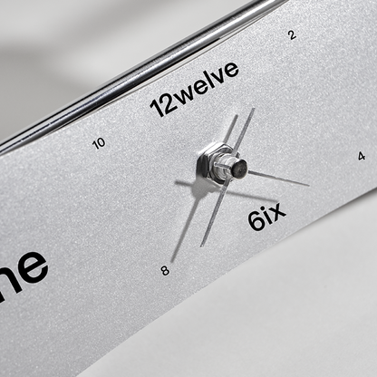 Light Axis Metal Kite Mini Clock